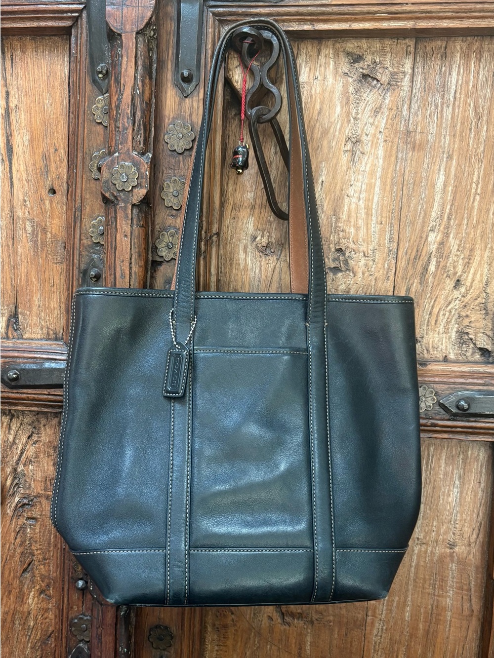 Vintage 2003 Coach Hamptons Black
Leather Shopper Tote Bag 5187
